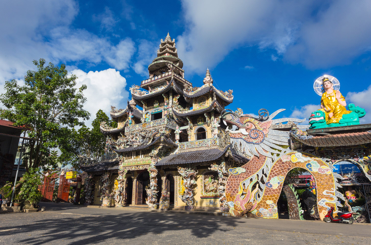 Linh Phuoc Pagoda